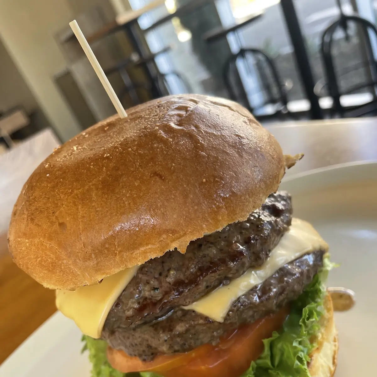 Double Kolossal Cheeseburger Deluxe Burger