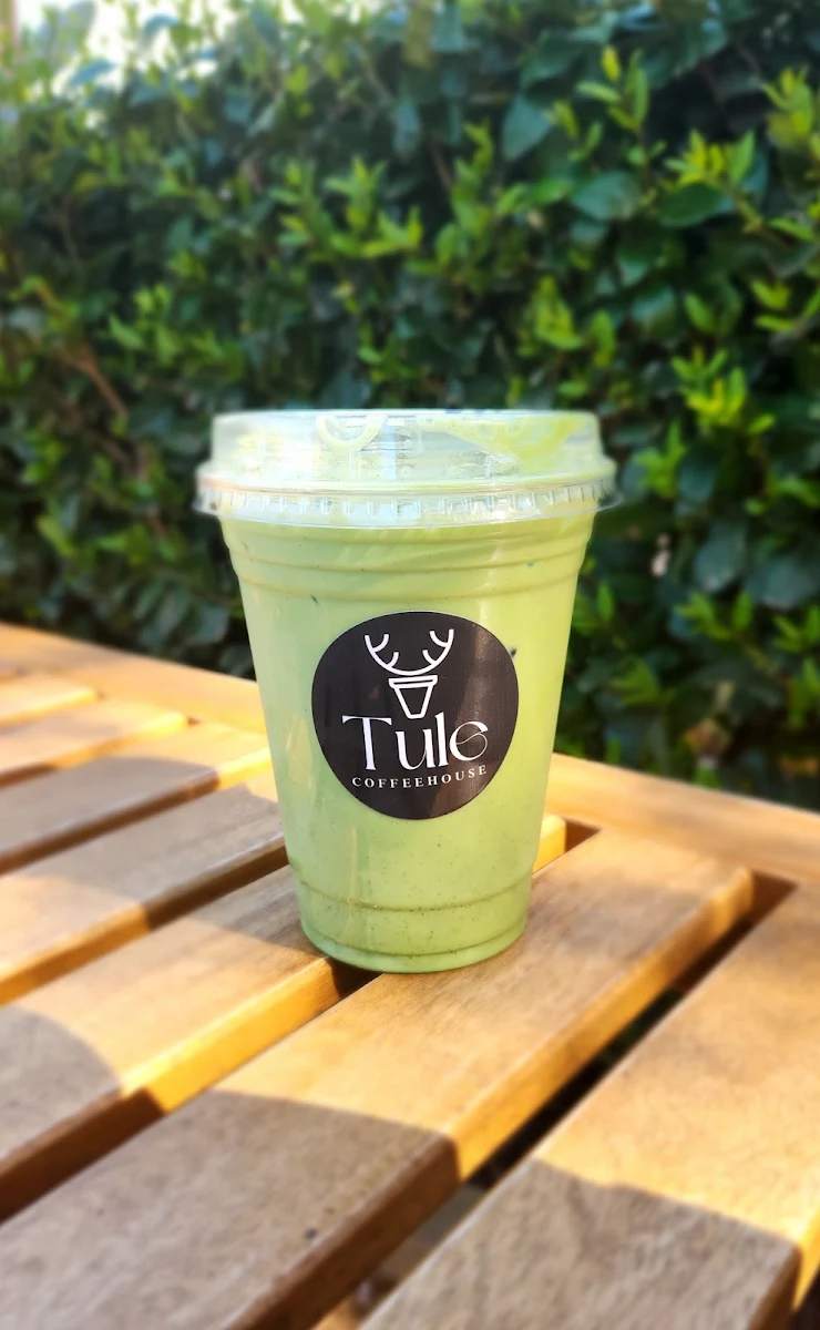 Iced Strawberry Matcha Beverage
