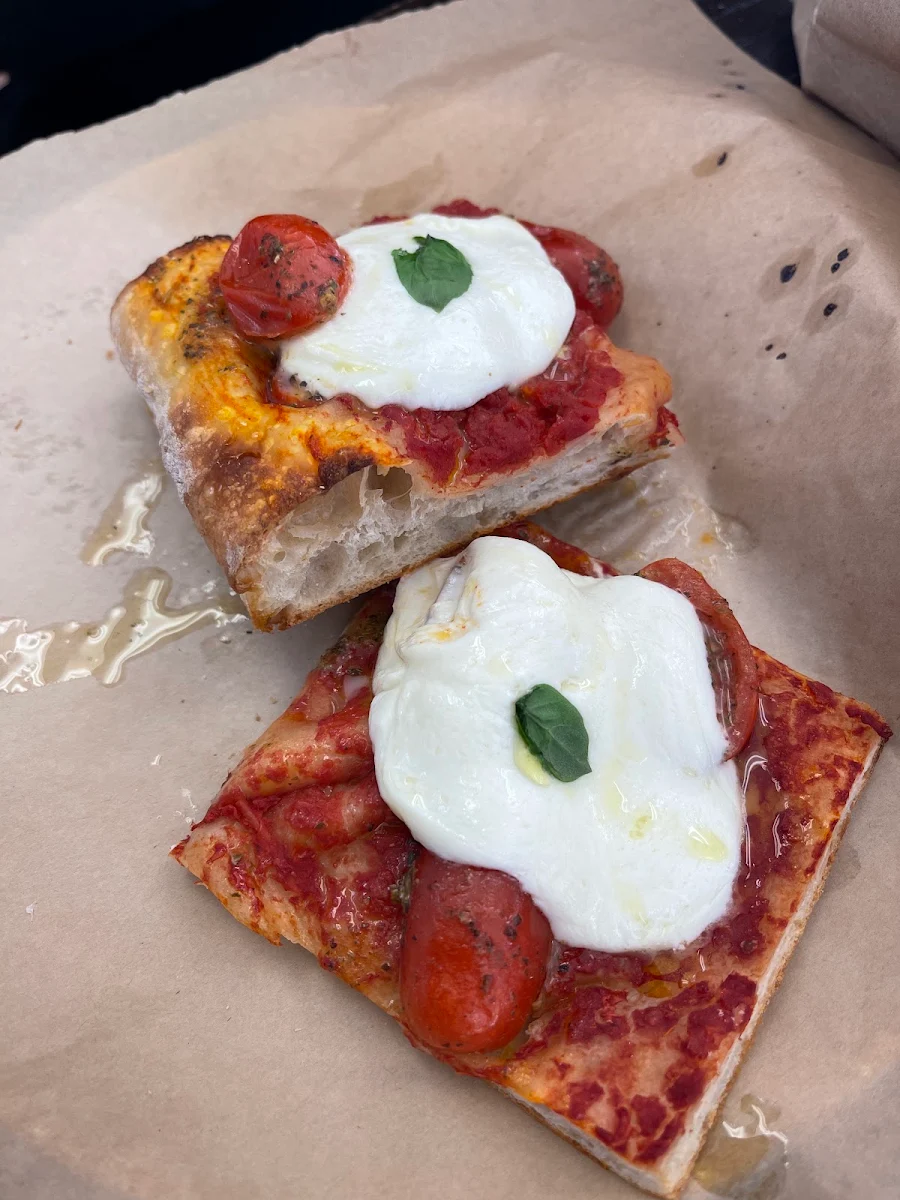 Caprese Pizza