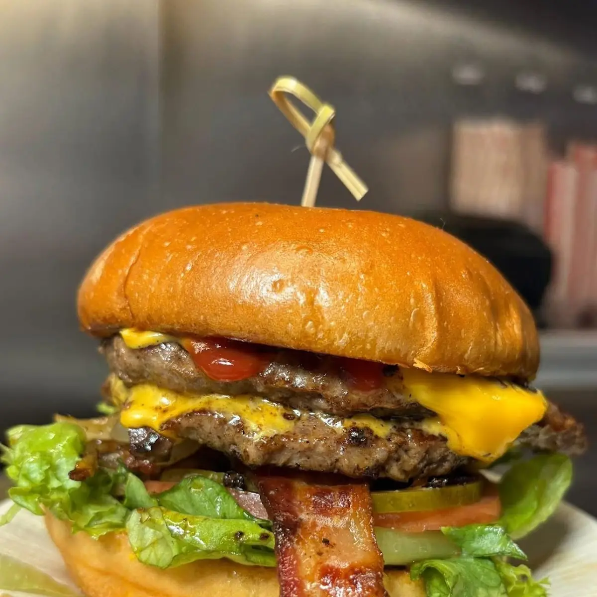 Classic Cheeseburger