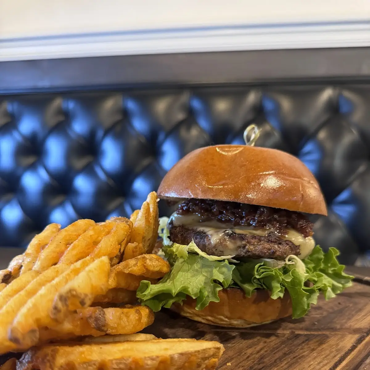 ISLAND BURGER