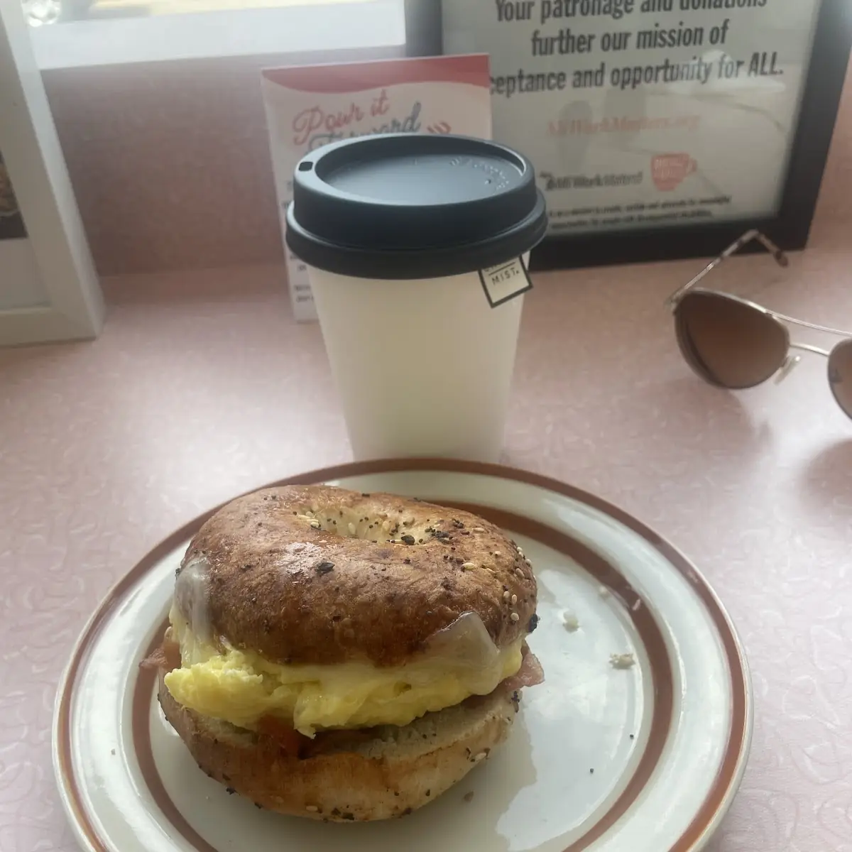 Ro's Righteous Egg Sandwich