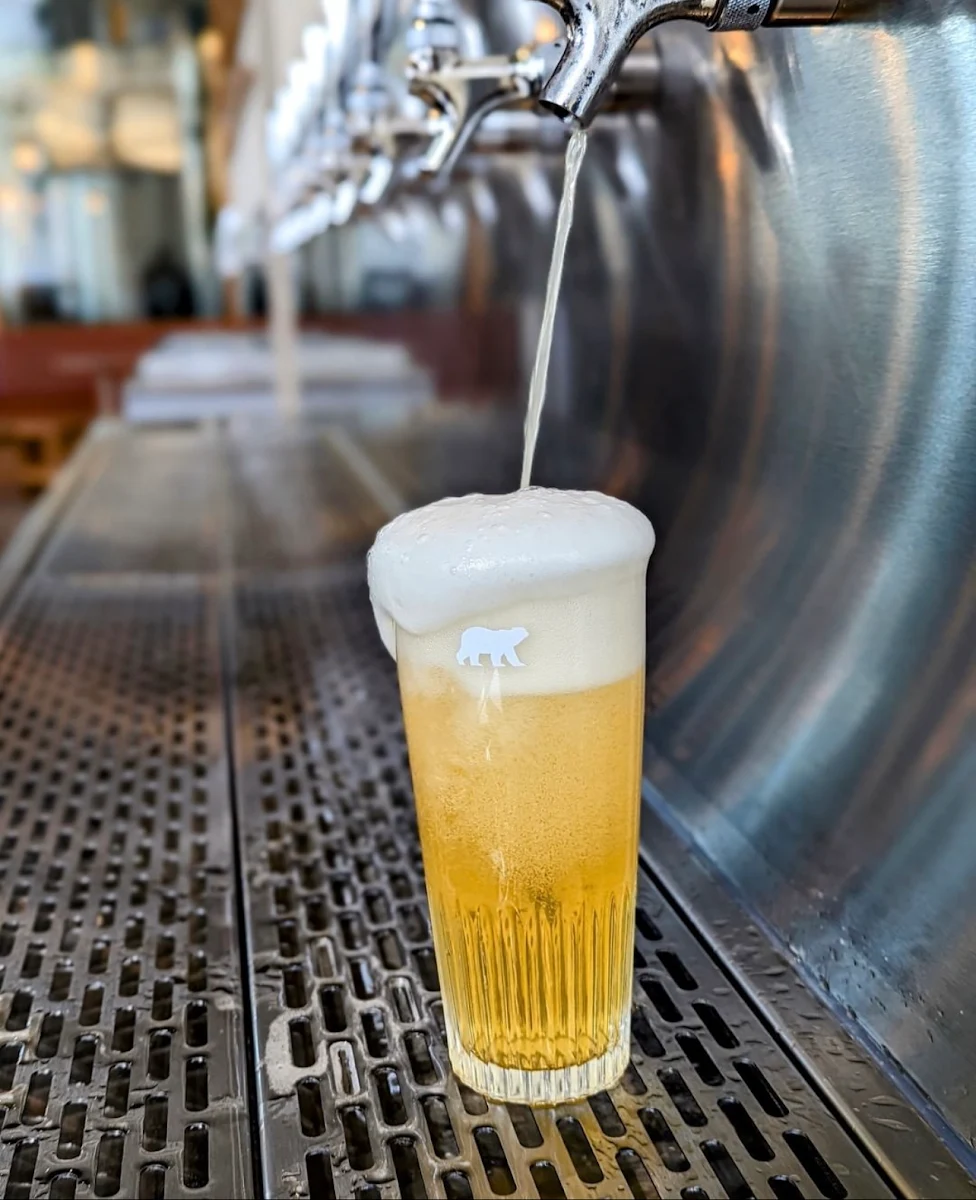 Bière Blonde, Le Relais Boréale Montréal - Microbrasserie & Boutique