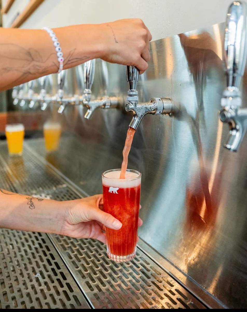 Bière Fruits Rouge, Le Relais Boréale Montréal - Microbrasserie & Boutique