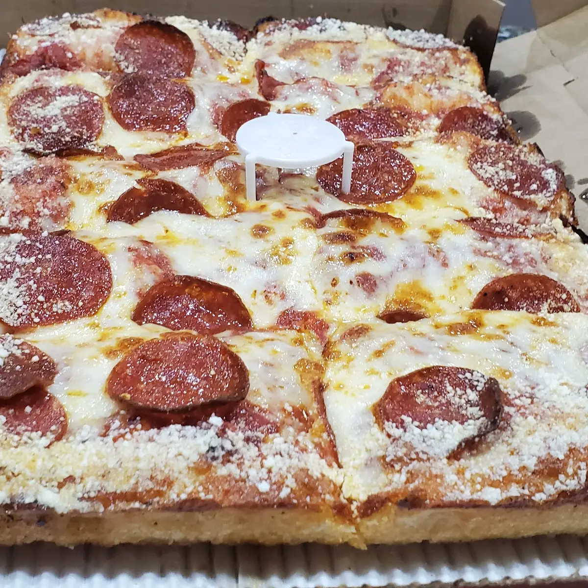 Large Pepperoni Pizza Turbo Crust