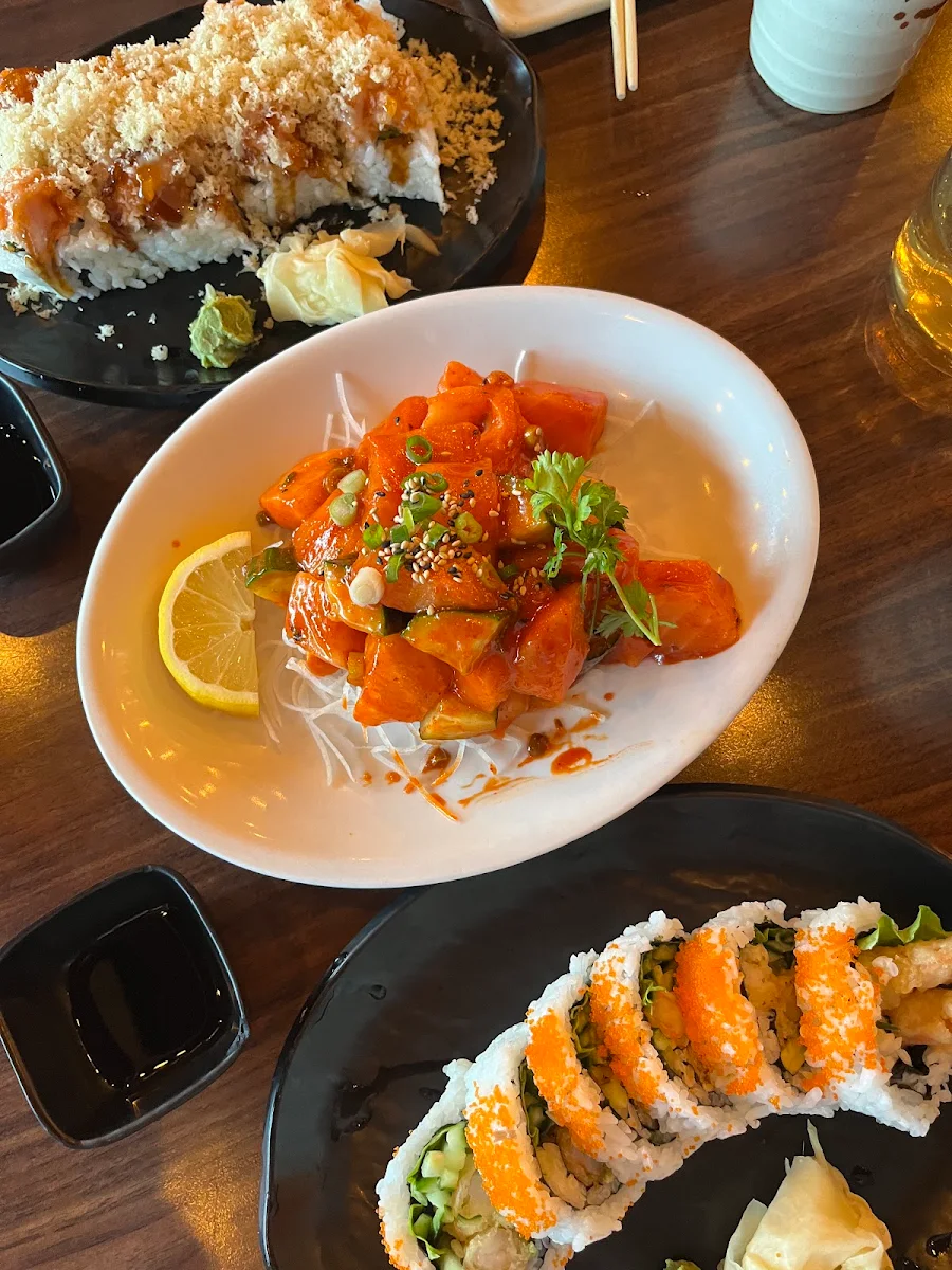 Las Vegas Roll and Chopped Scallop Roll, Sushi California
