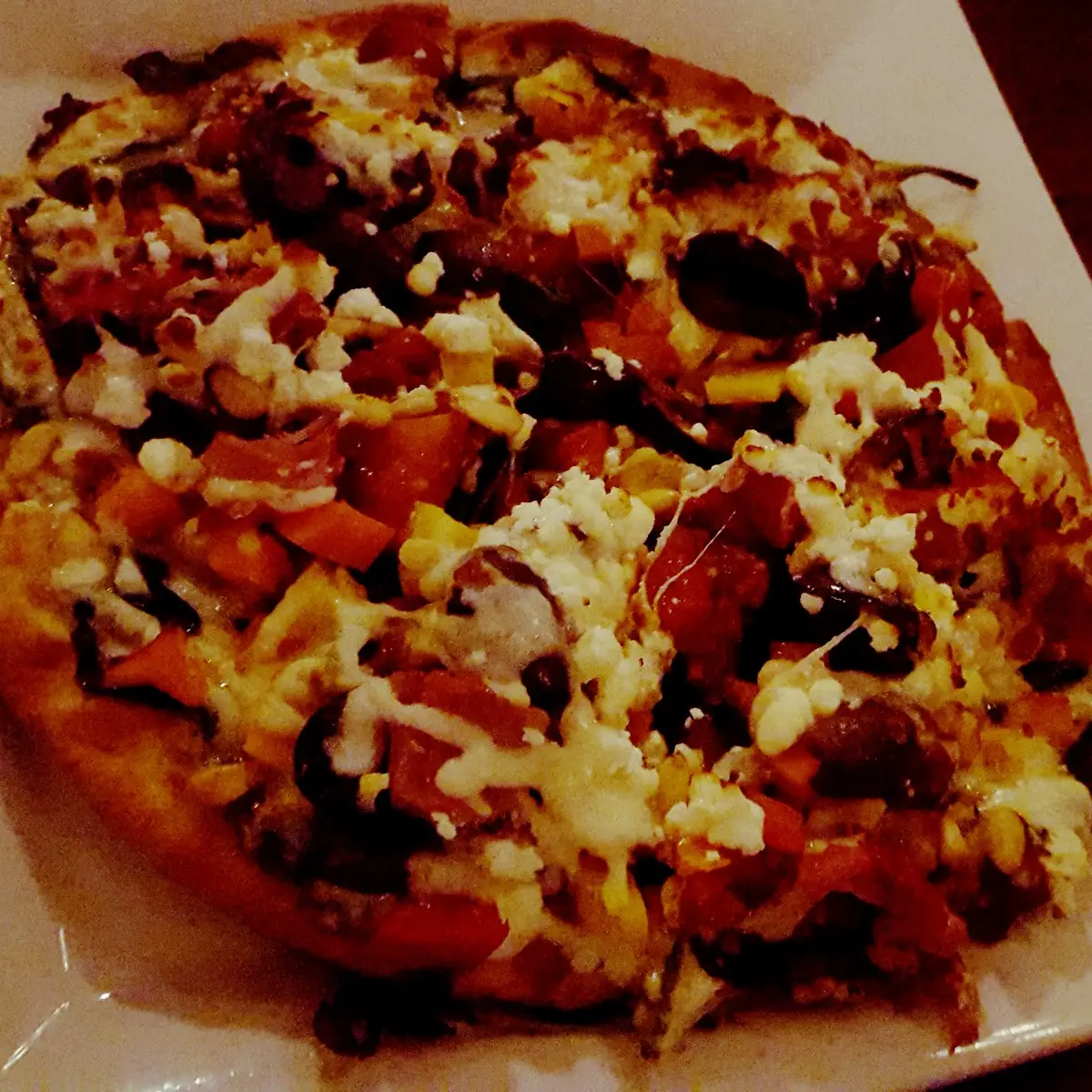 Mediterranean Pizza