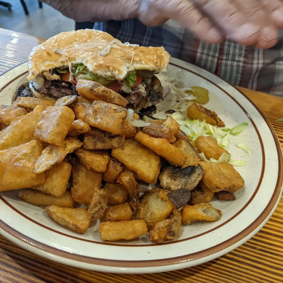 Mushroom Burger with English Chips