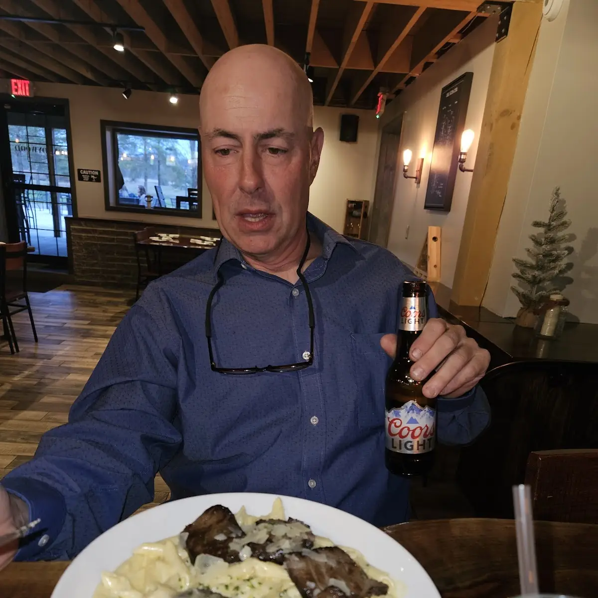 4 Cheese Macaroni and Cheese Topped with Short Ribs
