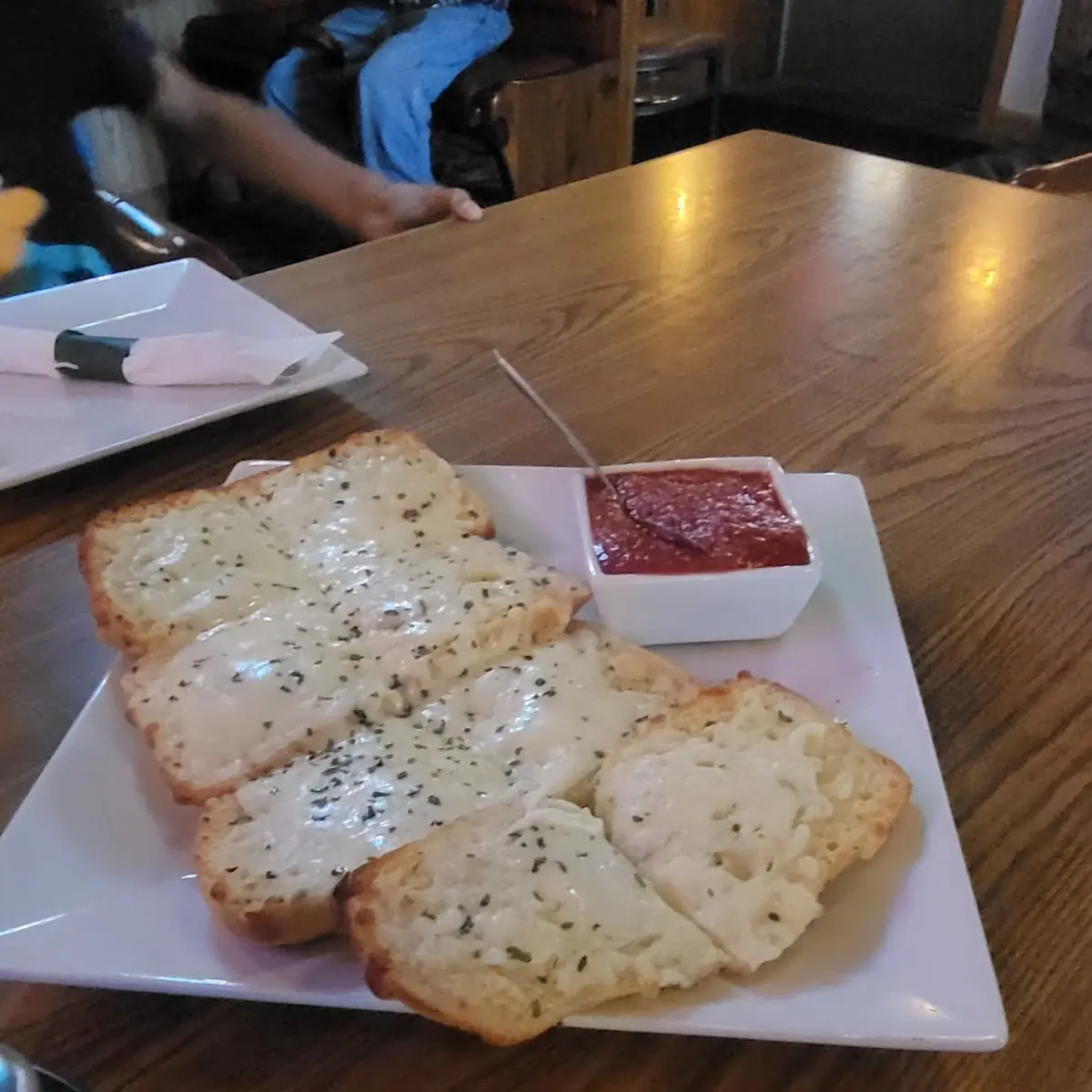 Garlic Cheese Bread