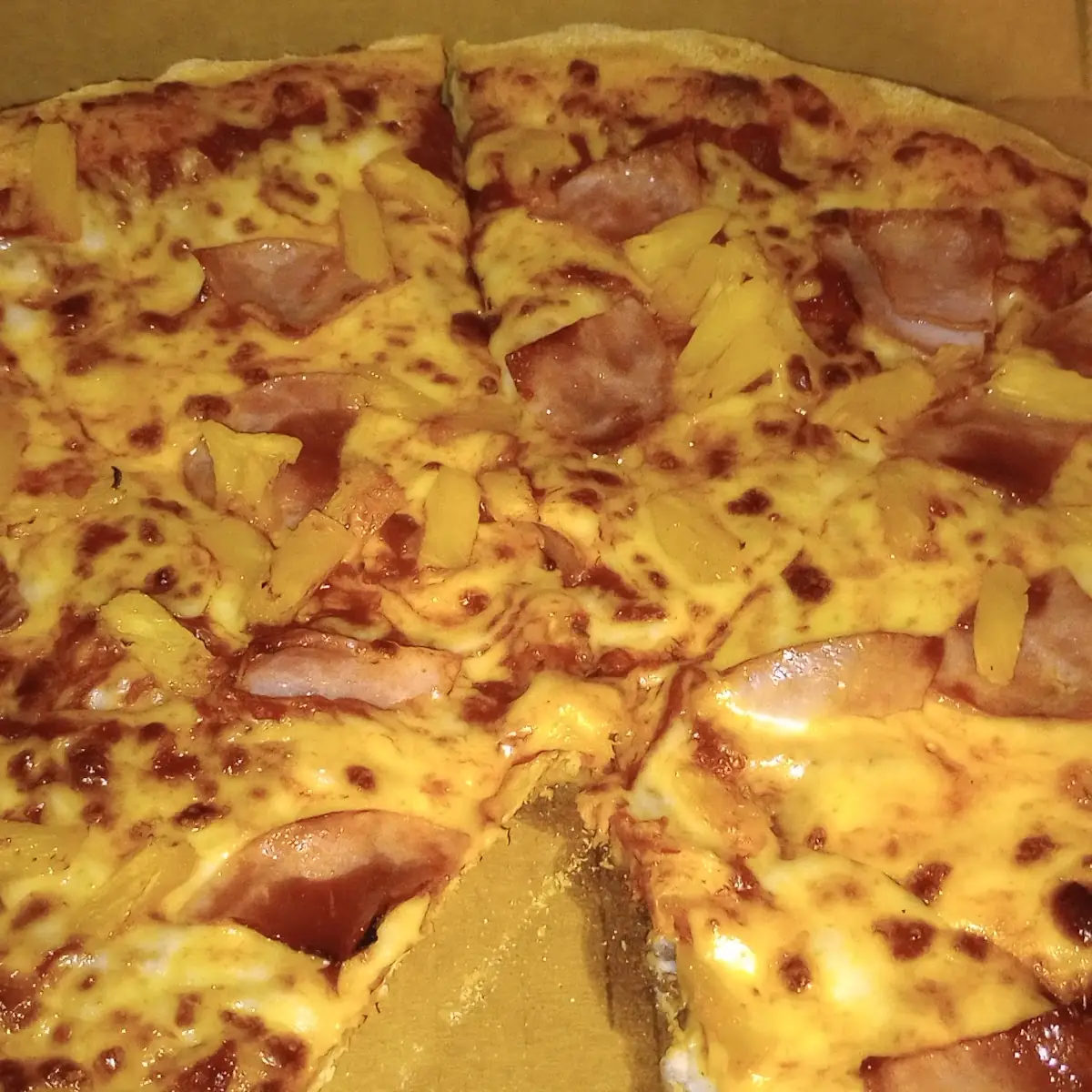 Hawaiian Pizza