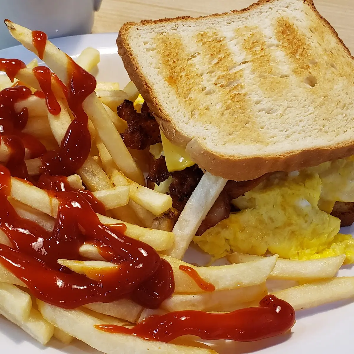 Bacon Egg &Cheese Sandwich & Fresh Fries