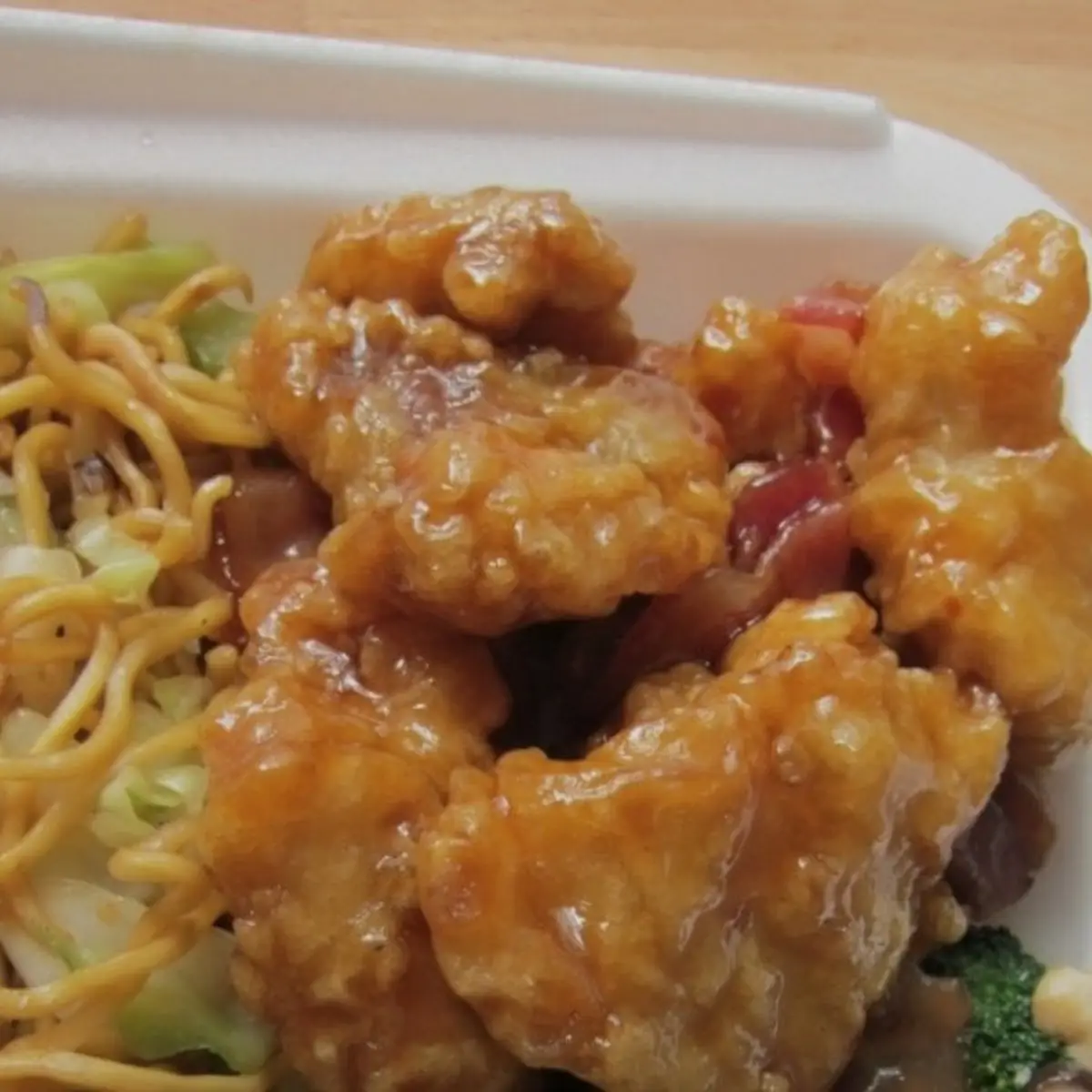 Orange Chicken Chow Mein