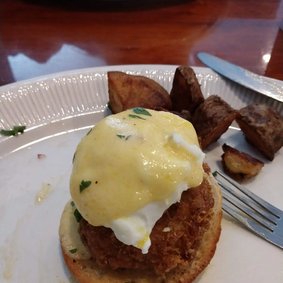 Crab Cake Eggs Benedict