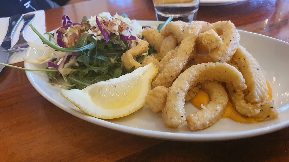 Lemon Pepper Calamari, Flametrees Restaurant, Cafe & Bar