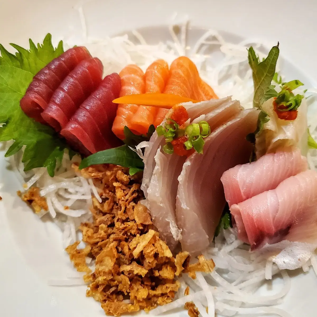 I Luv Sushi Sashimi Platter