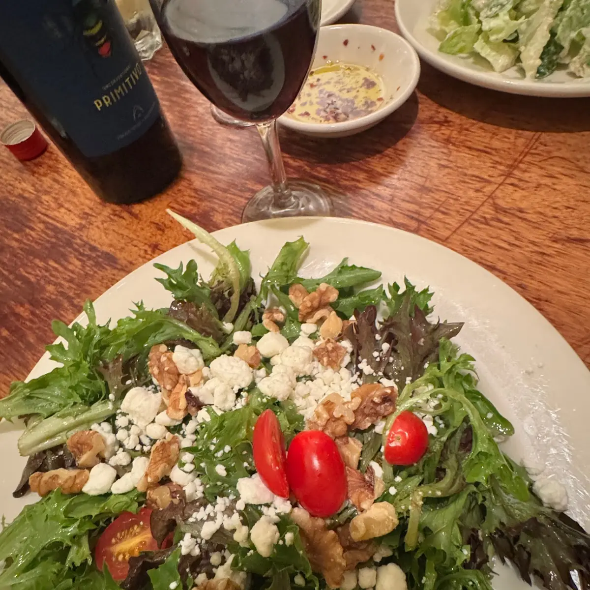 Salad with Goat Cheese and Walnuts