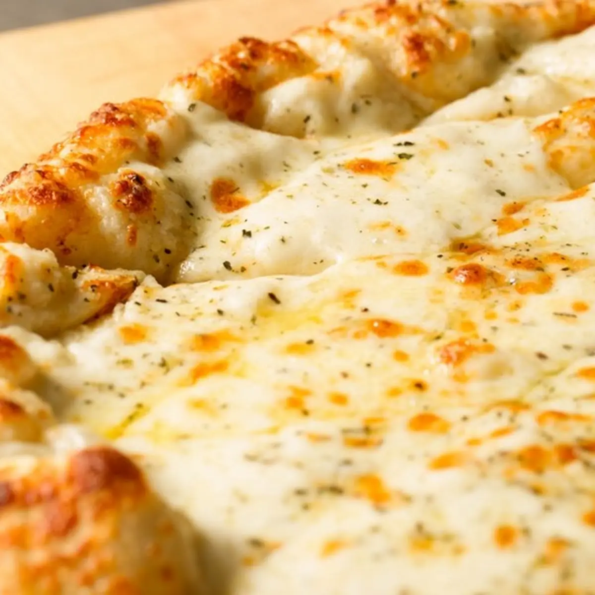 Five Cheese Classic White Pizza