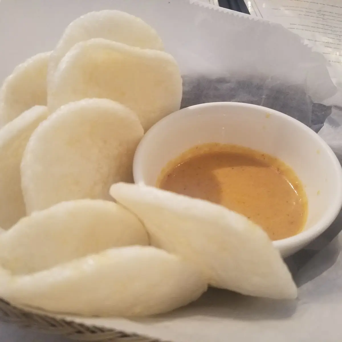 Rice Crackers with Peanut Sauce