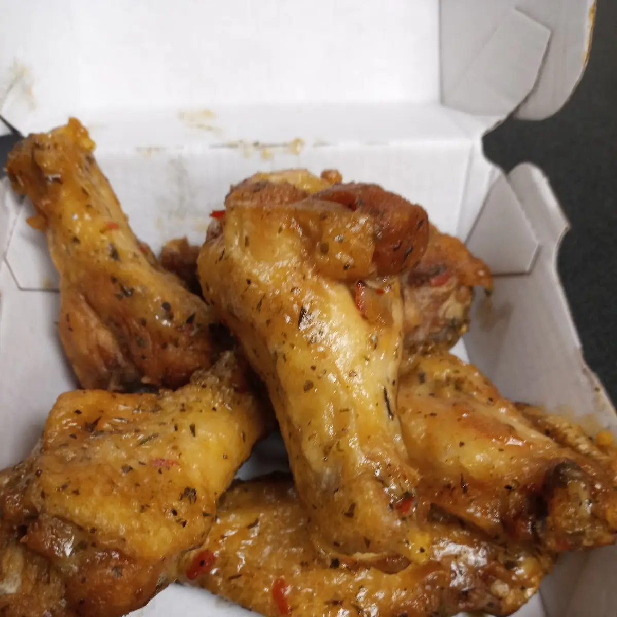 Dry Ass Wings Do They Look Like They Have Sauce on Them