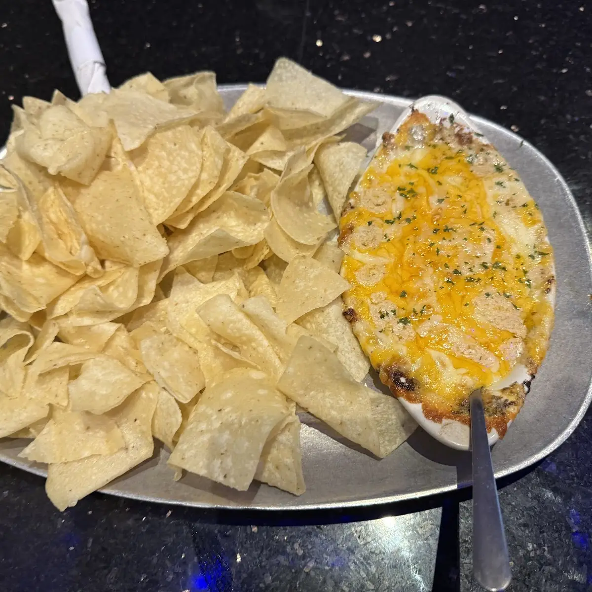 Chips & Cheese Dip