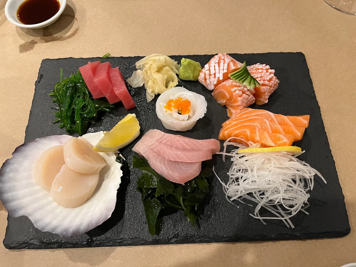 Deluxe Sashimi