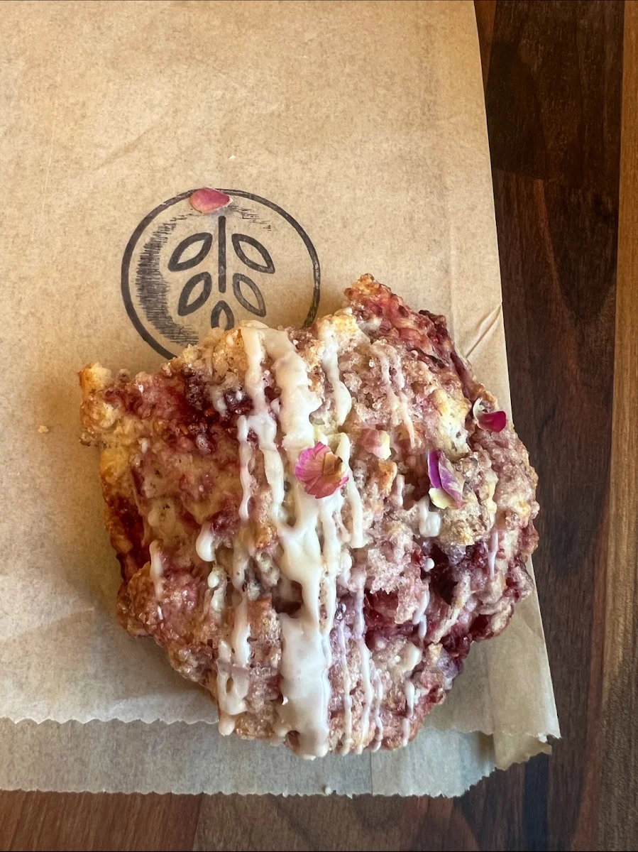 Raspberry Rose Scone