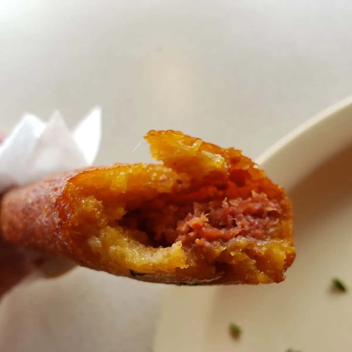 Alcapurria De Corned Beef
