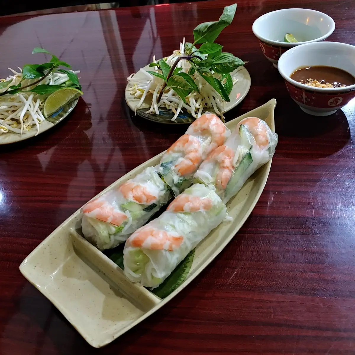Spring Rolls 2 Rolls Gỏi Cuốn