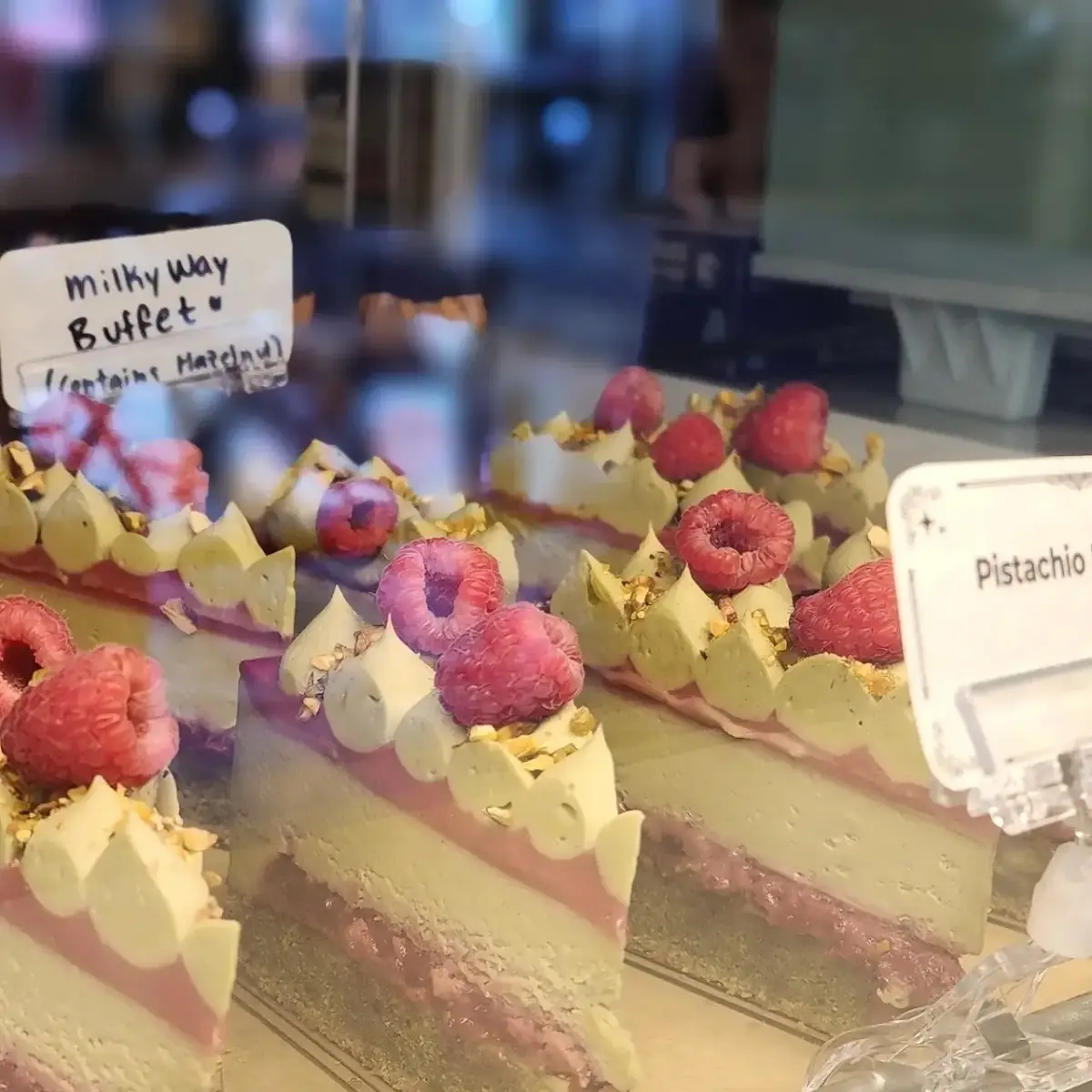 Pistachio Raspberry Cheesecake