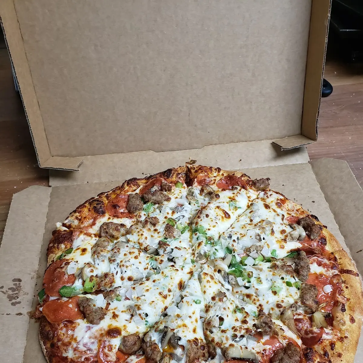 Pizza Deluxe