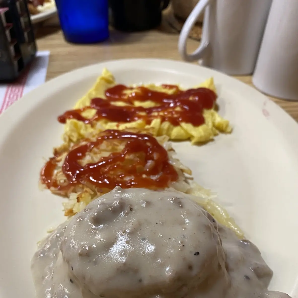 Sausage Gravy & Biscuits
