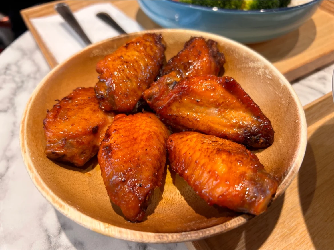 Chicken Wings with Honey, 白熊先森餐廳Bear Bear Cafe & Kitchen