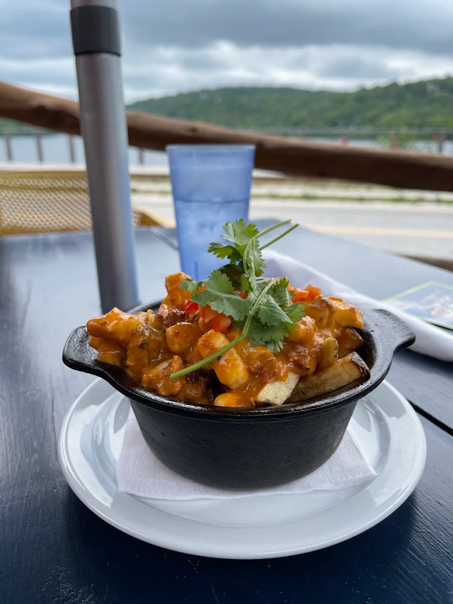 Butter Chicken Poutine, Cafe Le Hibou