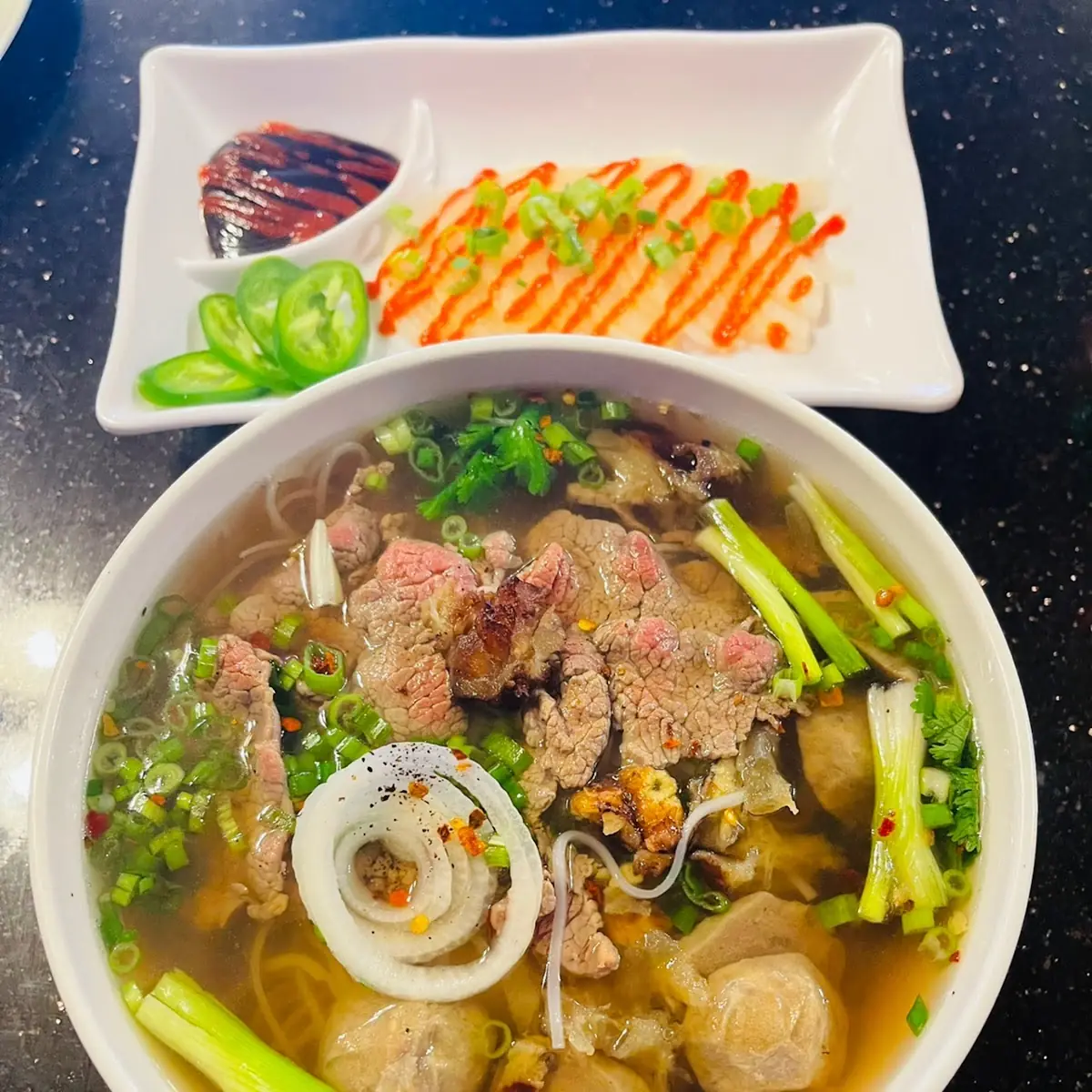 Pho DAC Biet