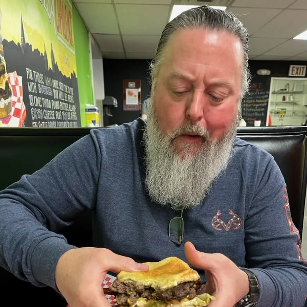 Mic's Pub Burger
