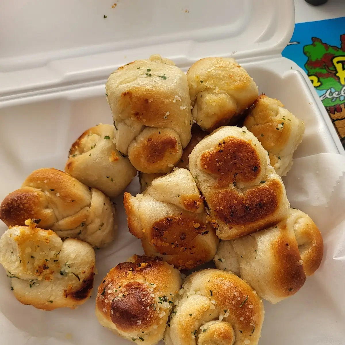 Garlic Knots with Dipping Sauce
