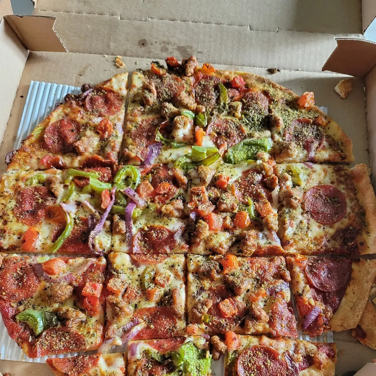 Edge Supreme Pizza