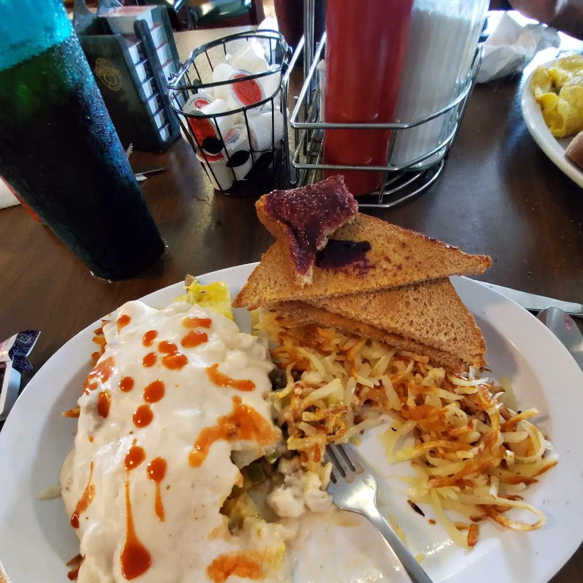 Farmers Omelet with Hash Browns