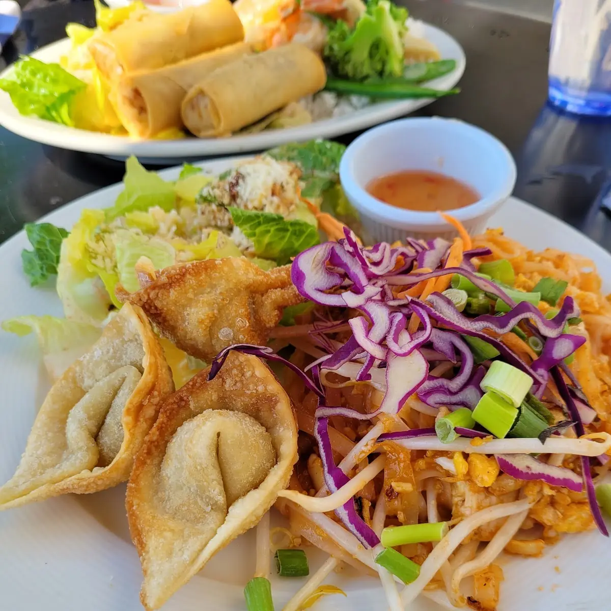 Phad Thai with Rice and Spring Roll