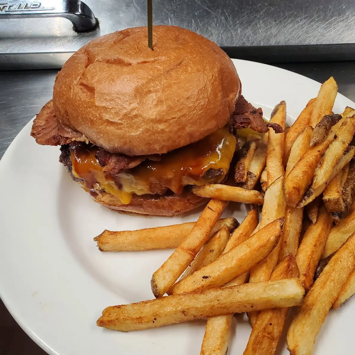 Bacon Cheeseburger with Fries