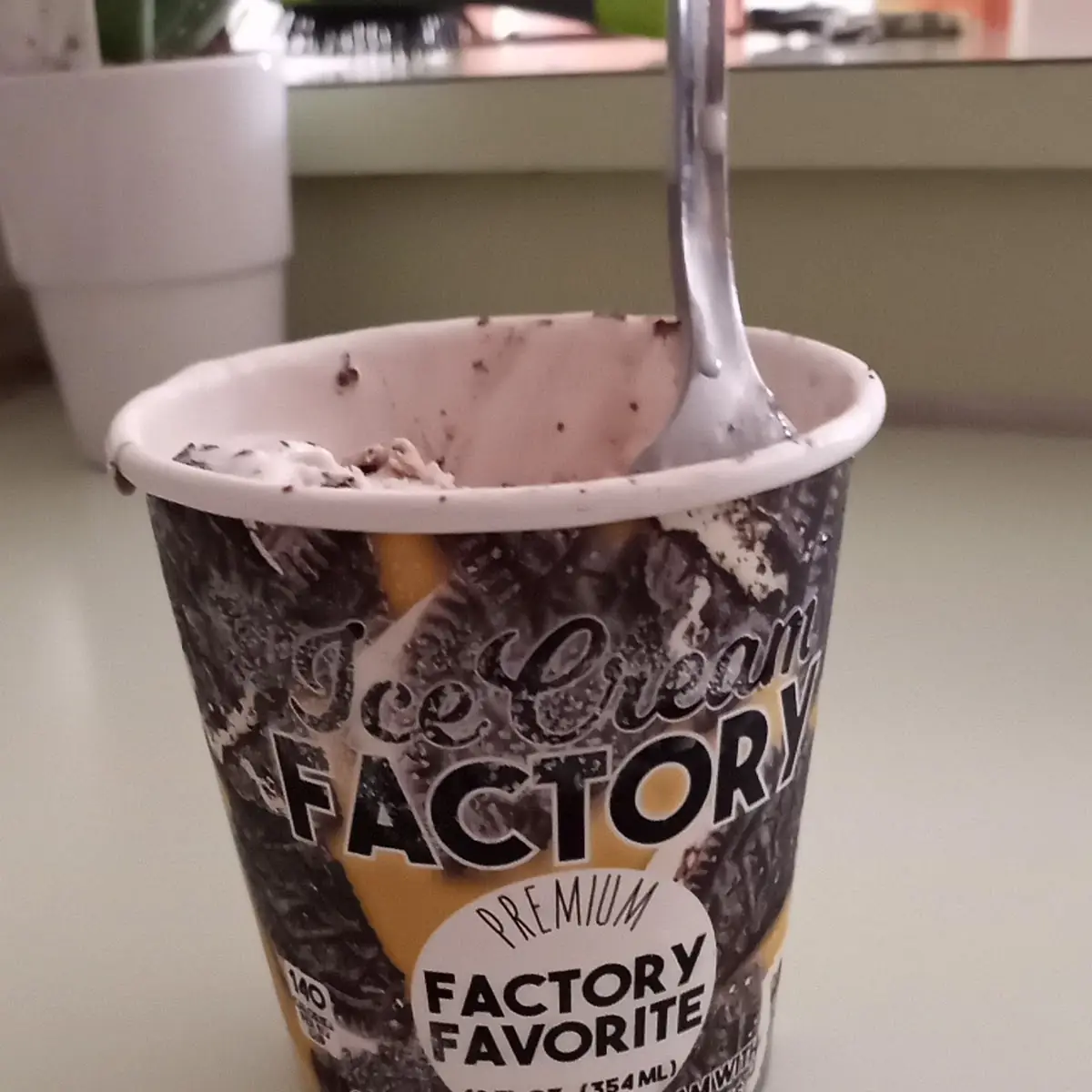 Oreo Cheesecake Ice Cream with Oreo