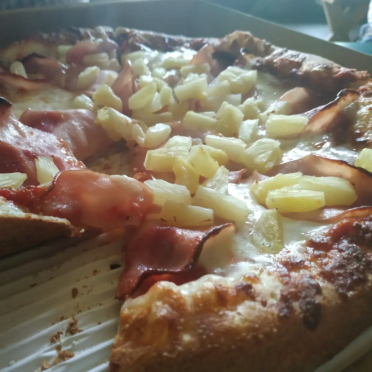 Hawaiian Pizza