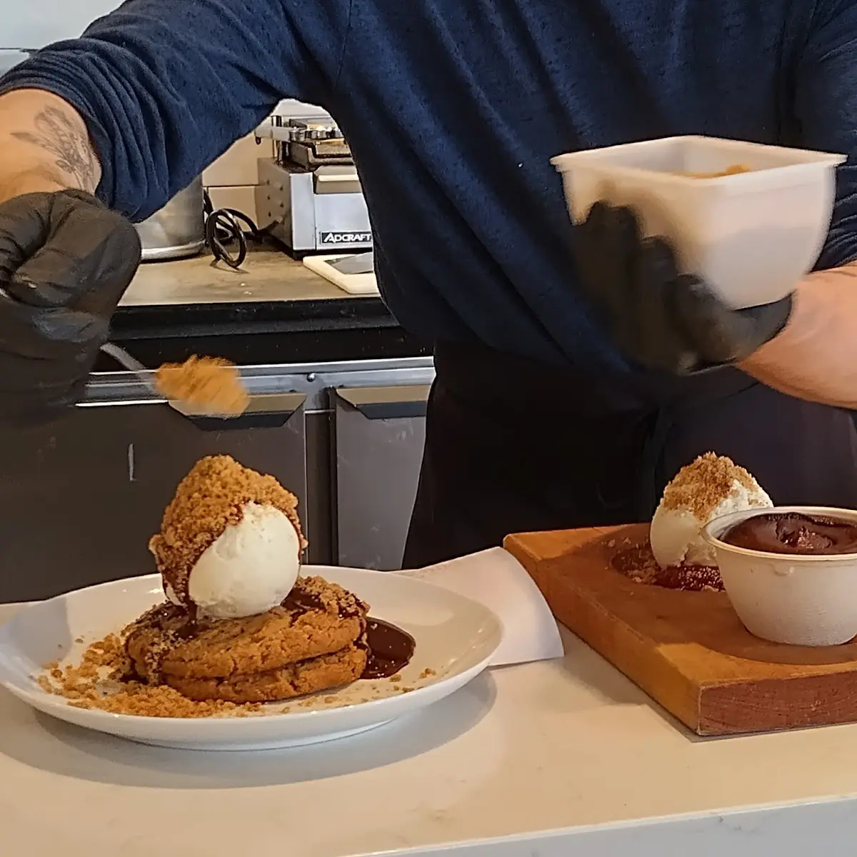 Peanut Butter Molten Cake