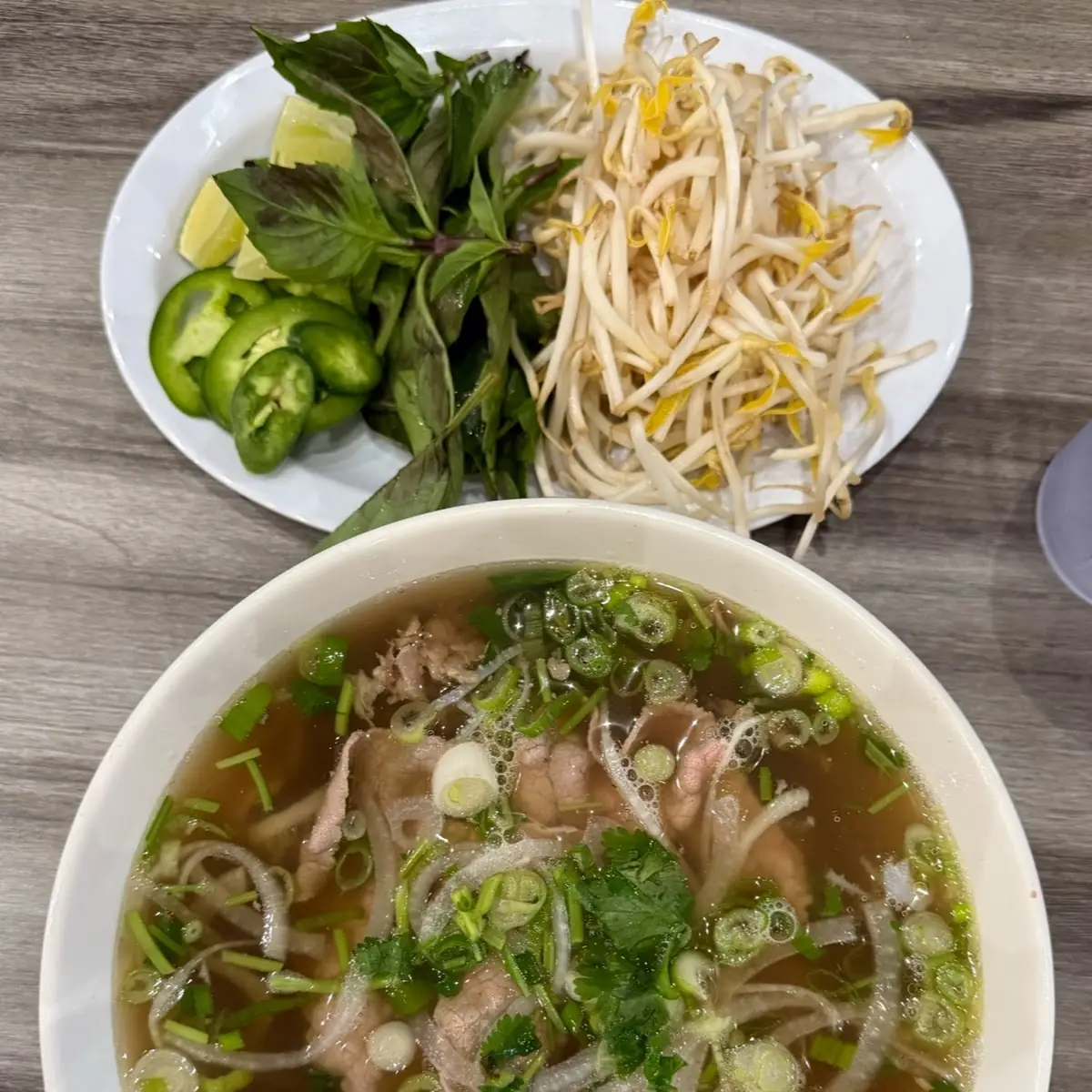 Kids Phở*
