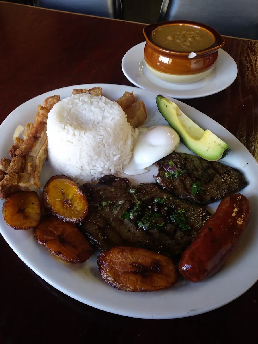 Bandeja Paisa