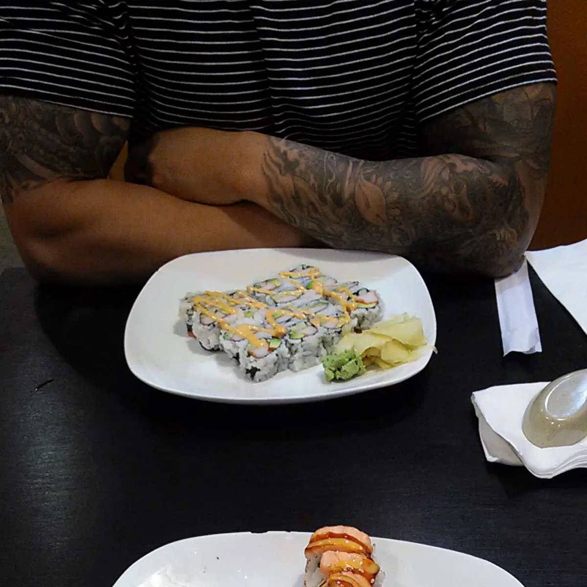 Seared Tuna Roll
