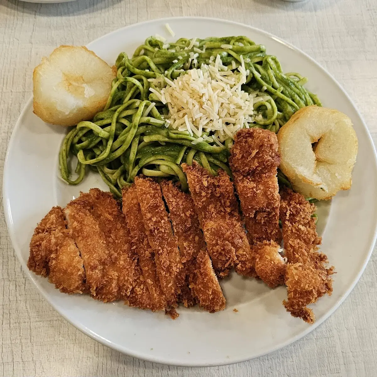 Tallarin Verde Breaded Beef Steak
