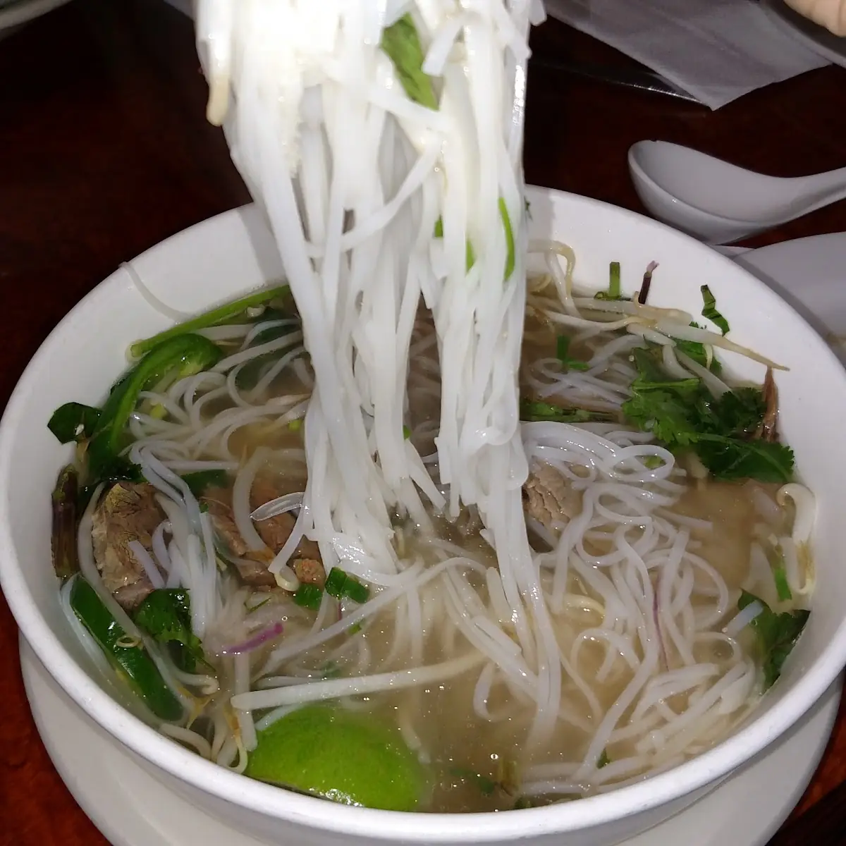 Pho Tai Eye Round