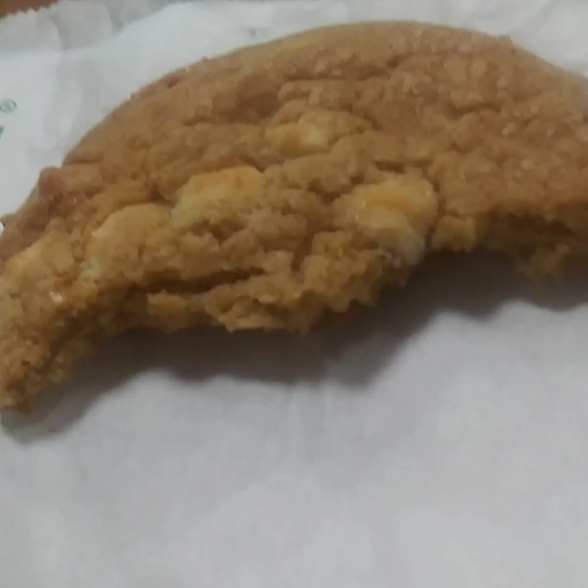 White Macadamia Nut Cookie